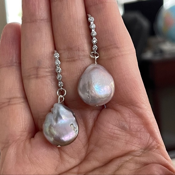 Vintage Jewelry - Genuine cultured freshwater pearl CZ rhodium plated drop earrings